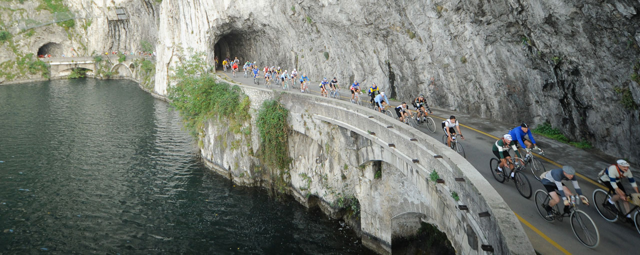 Lago d'Iseo - pedalata con biciclette storiche e vintage